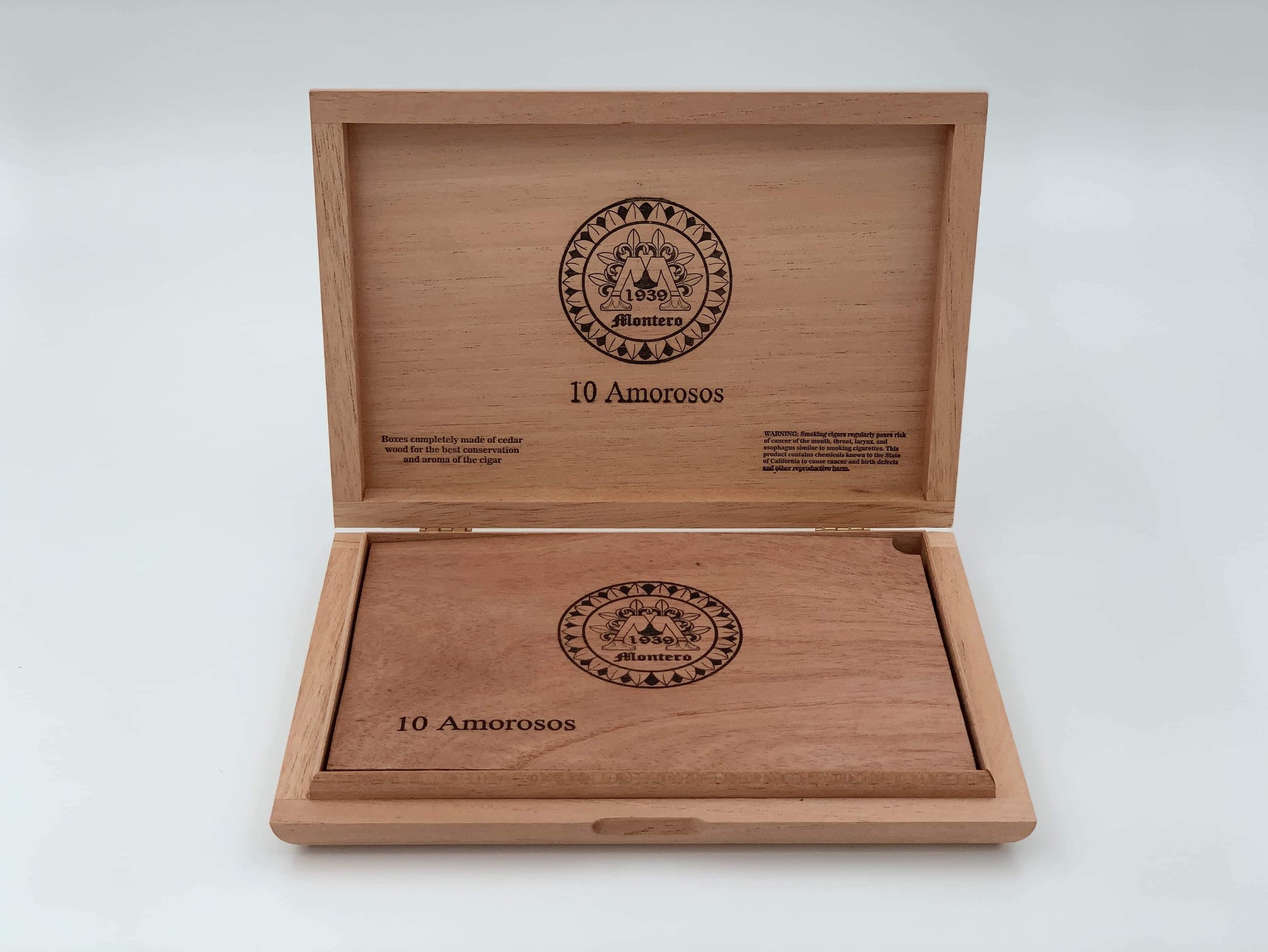 Montero 1939 - Amorosos (10) Cigars & Cedar Wood Case