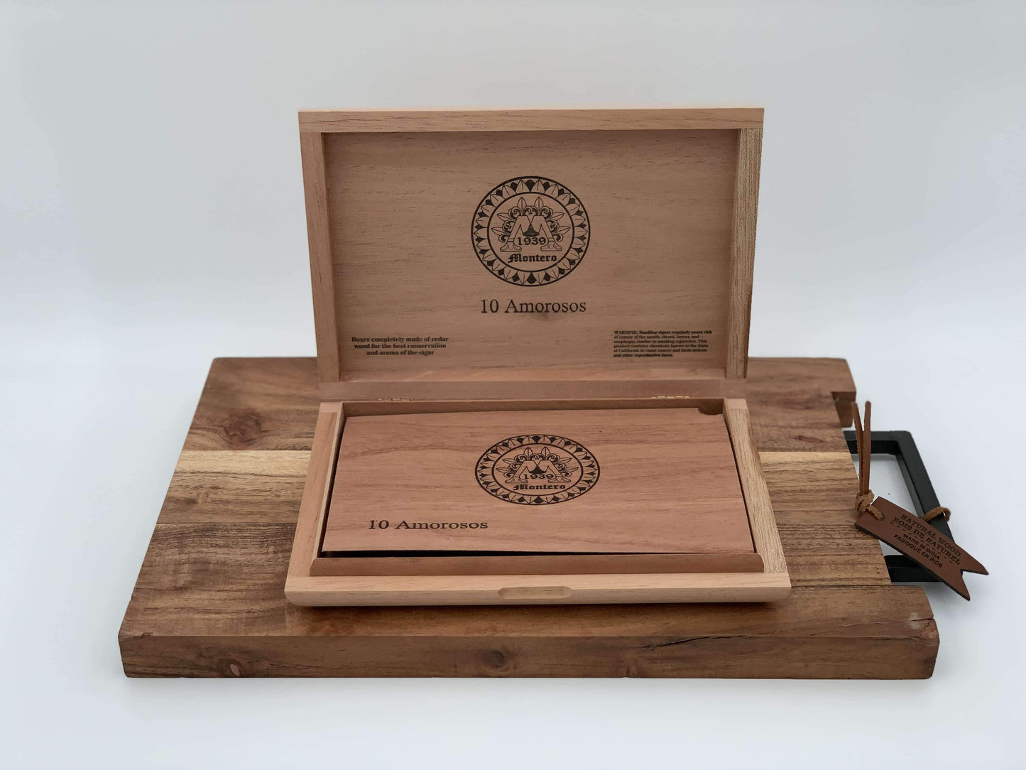 Montero 1939 - Amorosos (10) Cigars & Cedar Wood Case