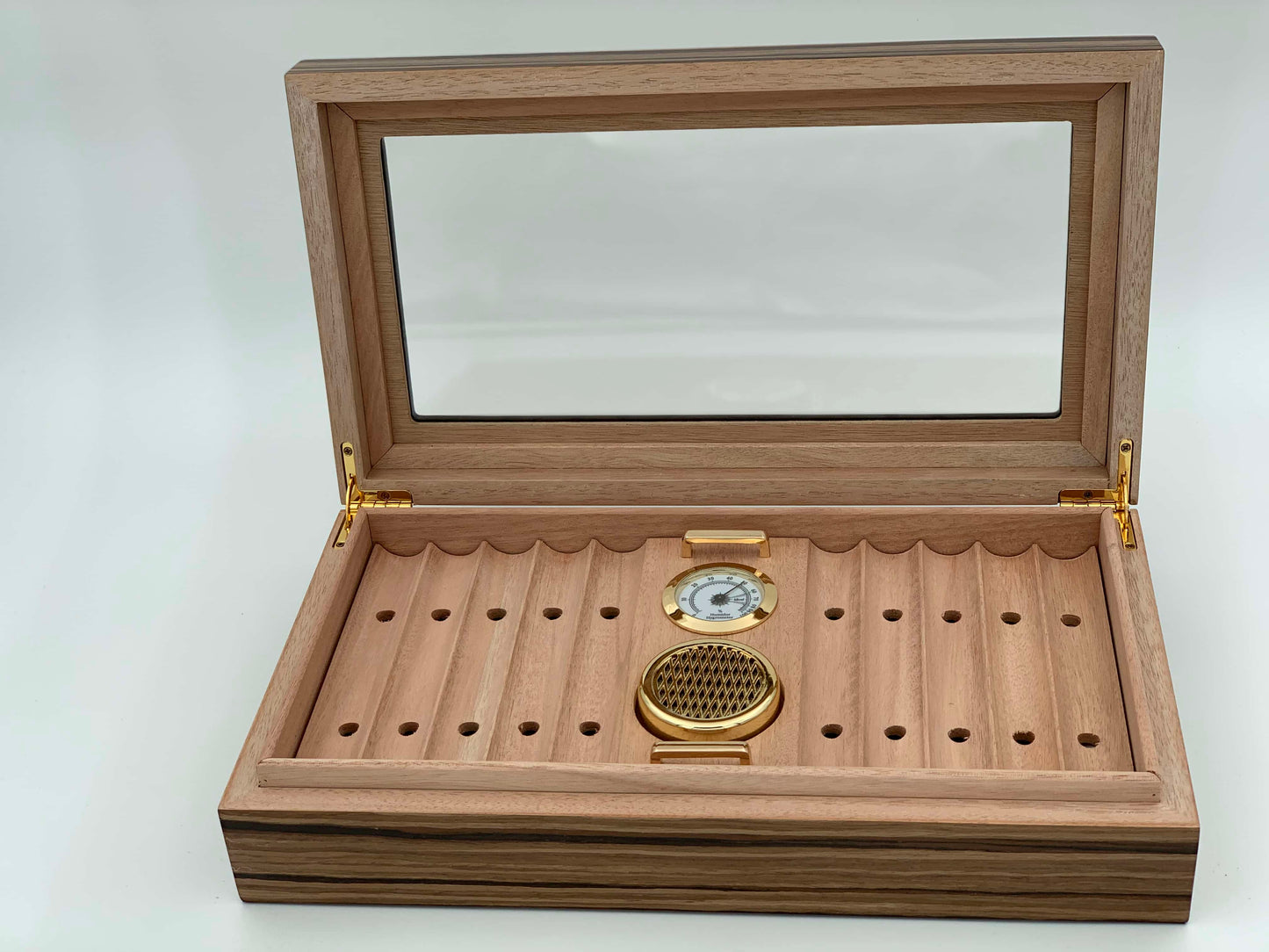 Montero 1939 - The Royal Humidor with 10 Cigars