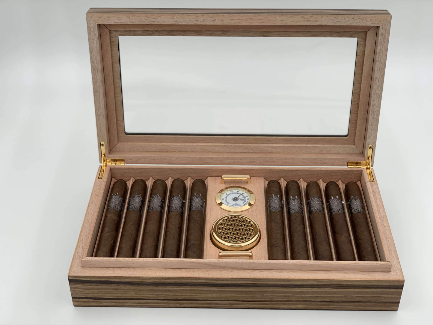Montero 1939 - The Royal Humidor with 10 Cigars