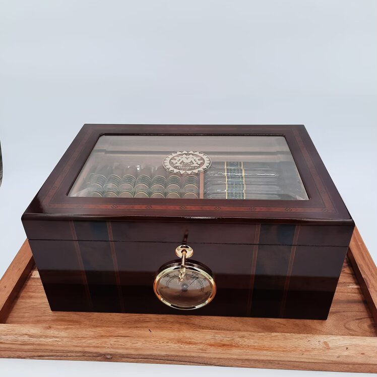 The Champion of the World Humidor