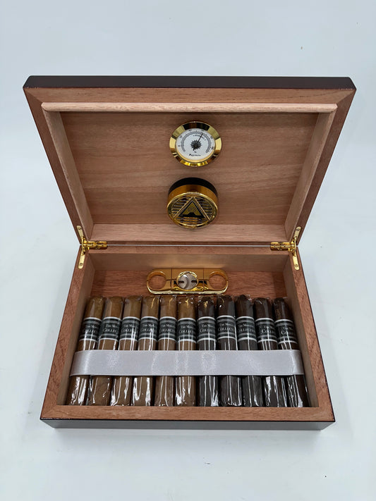 El Guantanamero Humidor with Waterproof Casing #1