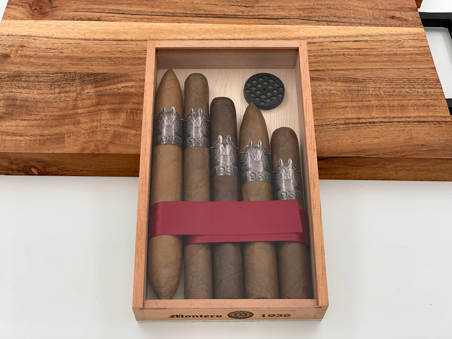 Master Cigar Roller