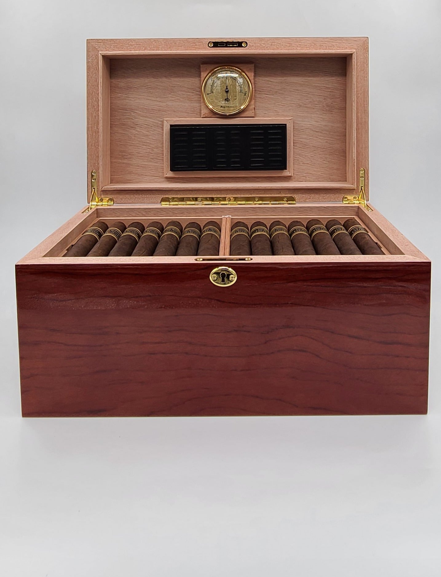 100 Cigars The Majesty Humidor - Montero Collection 2021