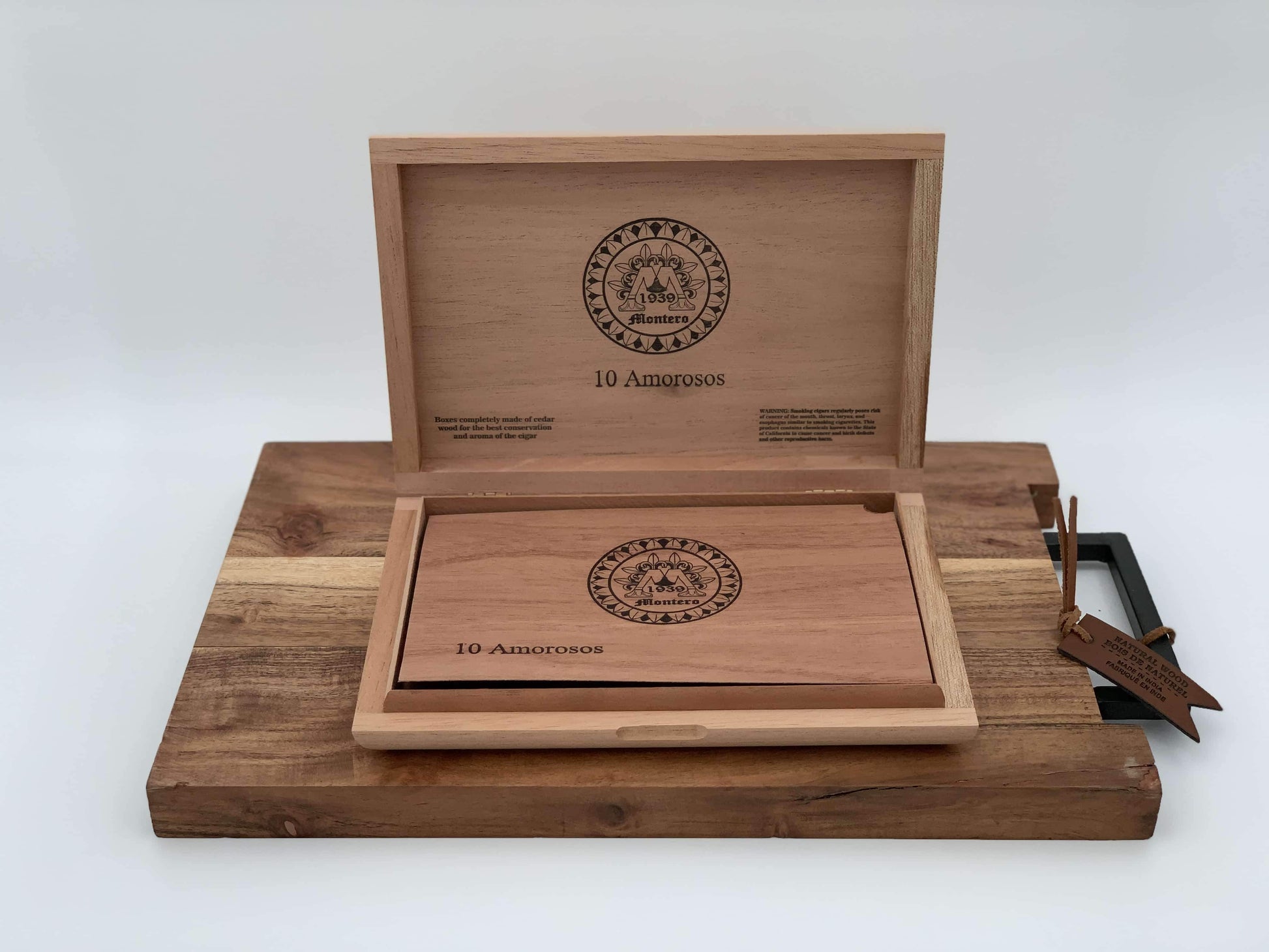Montero 1939 - Amorosos (10) Cigars & Cedar Wood Case