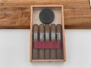 Montero 1939 - Amorosos (5) Cigars & Cedar Wood Case (With See Through Cover)
