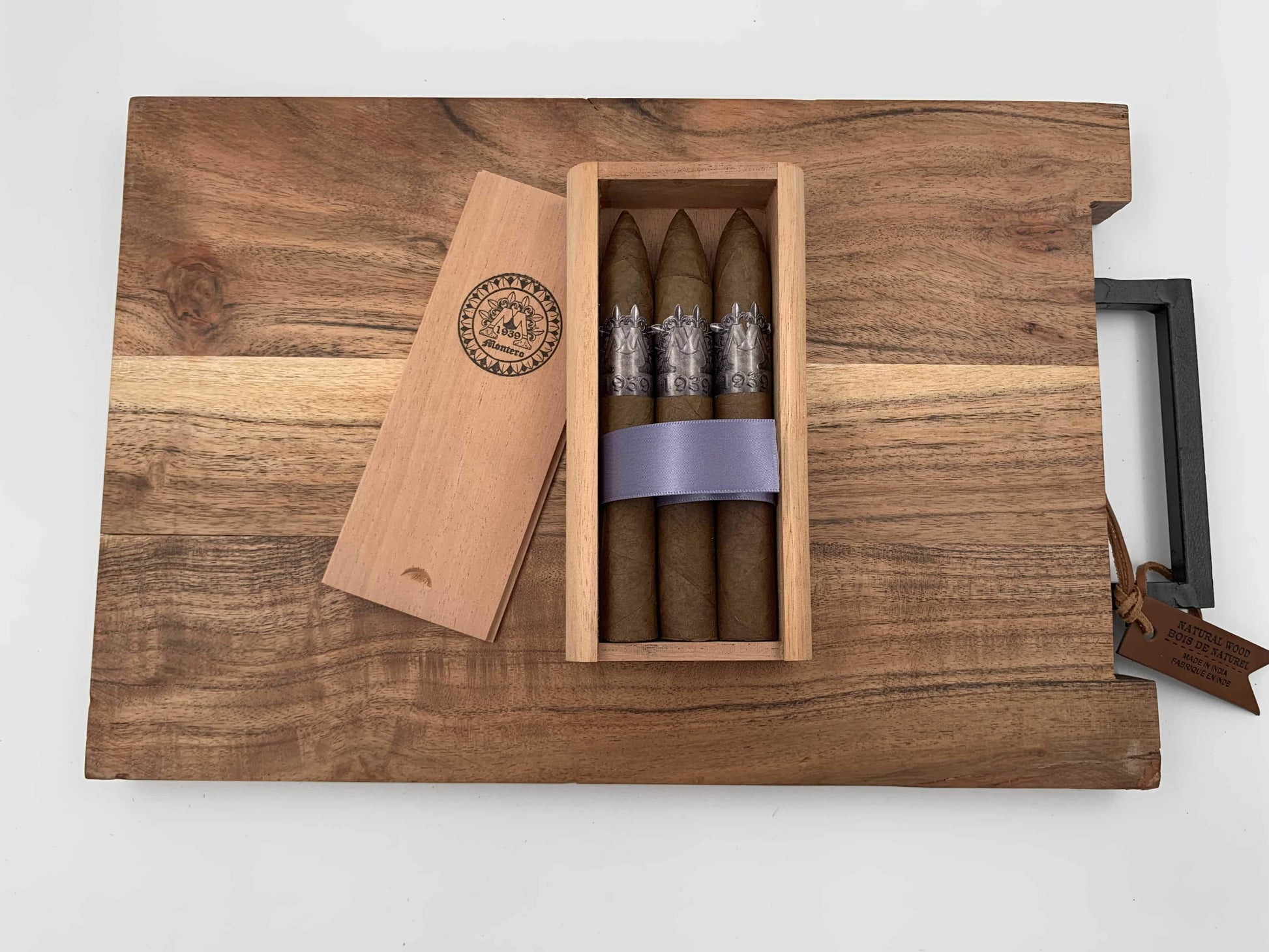 Montero 1939 - Piramide (3) Cigars & Cedar Wood Case