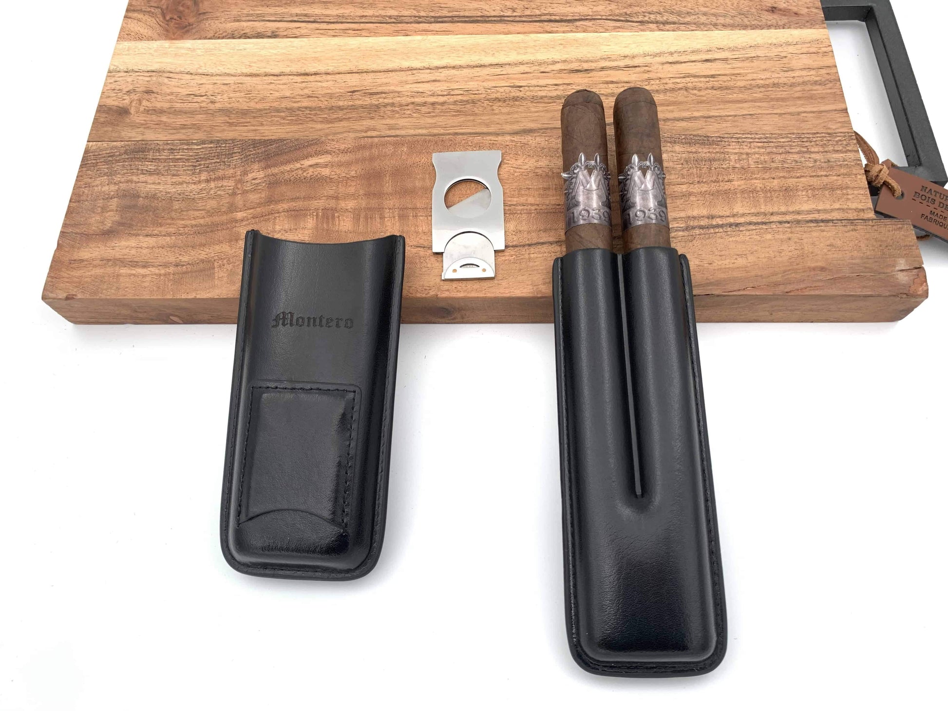 Montero 1939 - Two Cigars With Divine (Black) Leather Cigar Case