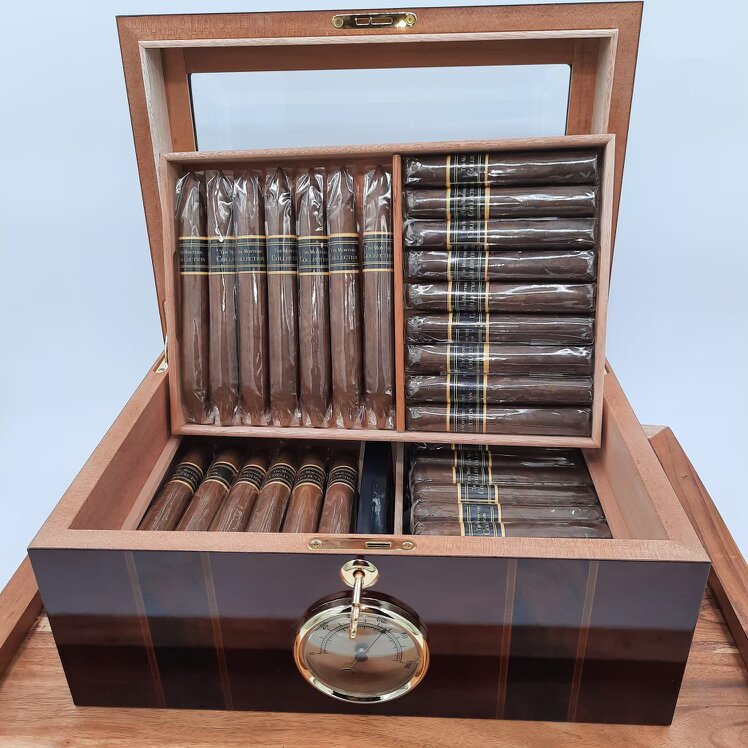 The Champion of the World Humidor